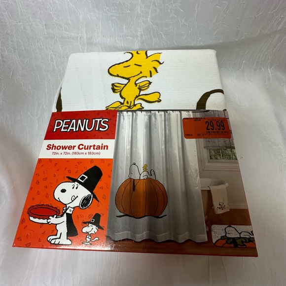 NIB Snoopy and Woodstock on Pumpkin Shower Curtain - Picture 2 of 6